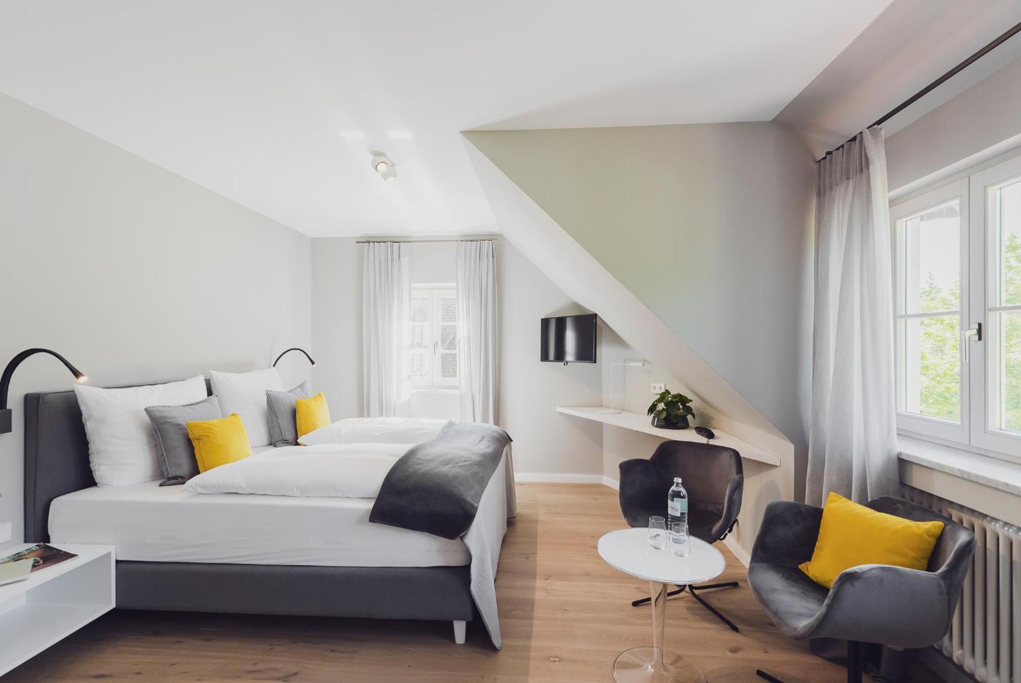 Hotel Caraleon Wasserburg Bagian luar foto